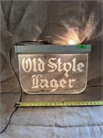 18"x14" Lighted Old Style Lager Beer Sign, works