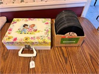 DR-Vintage DeJay Record Player and 45s