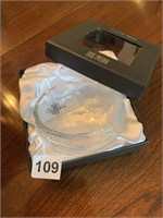 OLEG CASSINI CRYSTAL BOWL, 2" X 4.5"