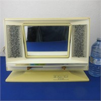 Vintage Makeup Mirror The Perfect Touch By Solaray