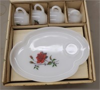 Rose snack set by fire king in box.
