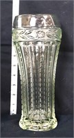 10in clear glass vase