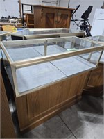 Oak 42-in long jewelry display case