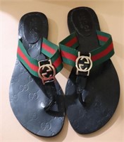 Gucci sandals size 39 (8.5 USA)