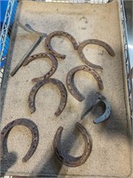 Assorted horseshoes