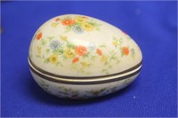 A Vintage Japanese Trinket Box