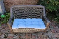 indoor outdoor pvc wicker bench good shape