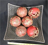 lot of 7 decorative balls and metal tray