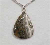 .925 silver & agate pendant w/ 16" Chain