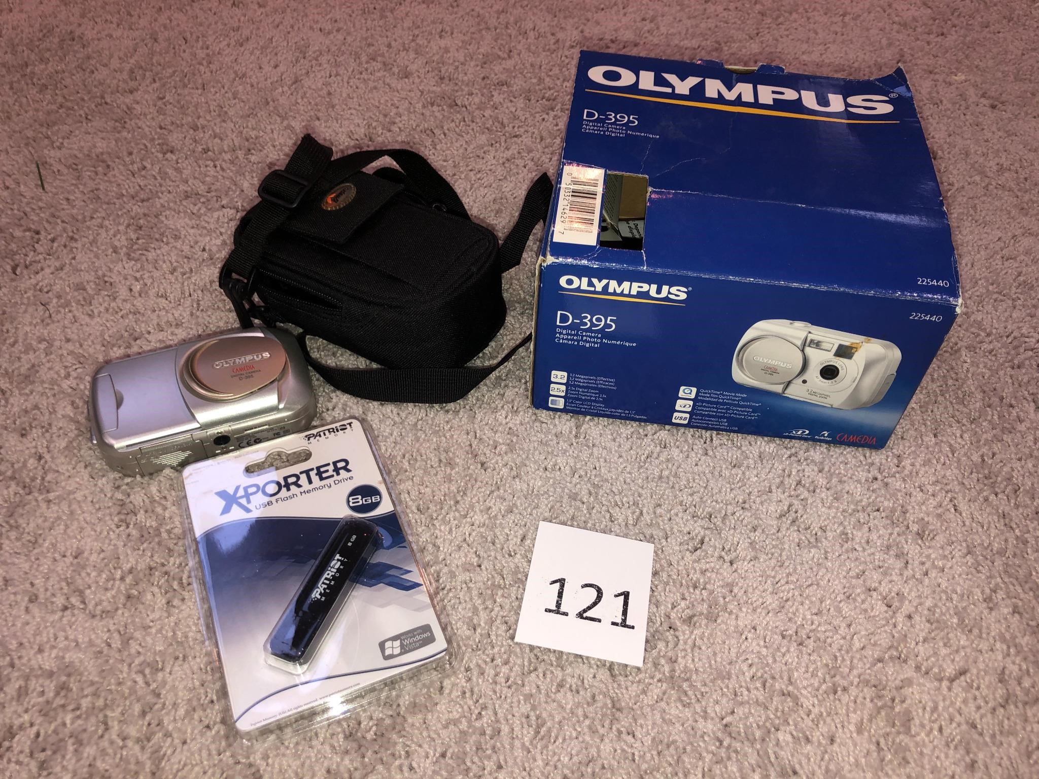 Olympus D-395 Camera & Case, & 8GB Flash Drive