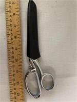 Gingher shears with case