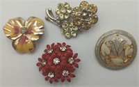 4 Vintage Flower Pins