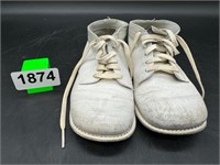 VIntage White Leather Baby Shoes