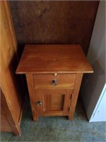 Small nightstand, kitchen cabinet. 20x16x27.