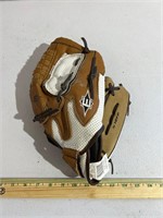 Easton 12 inch Fastpitch softball mitt