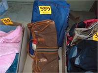 2 Hanging Travel Bags
