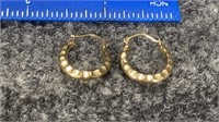 10K Gold Earrings 0.6 Grams