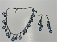 APRIL CORNELL MATCHING NECKLACE & EARRINGS SET