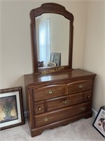 3 Drawer Dresser with Mirror, Measures: 42"x34",