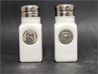 Salt & Pepper Shaker Set