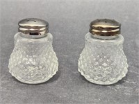 Salt & Pepper Shaker Set