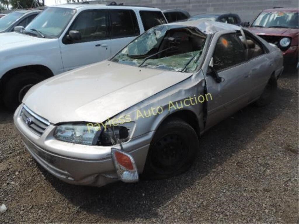 2001 Toyota Camry 4T1BG22K21U079255 Gold