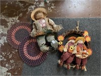 WREATH W/ HALLOWEEN FIGURES AND DOLL