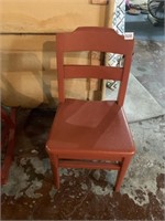PAINTED VINTAGE CHAIR BARN RED