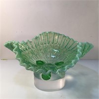 GLASS RUFFLED BOWL