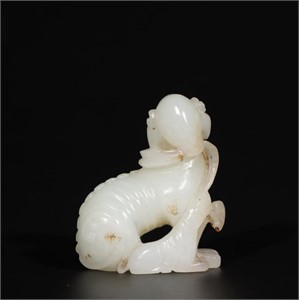 Qing Chinese Jade Carved Beast and Lingzhi