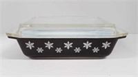 VINTAGE PYREX BAKING DISH WITH LID