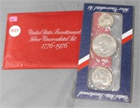 1976 3-Piece Silver Bicentennial Mint Set.