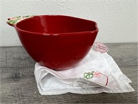 Temptations Apple Bowl and Towel
