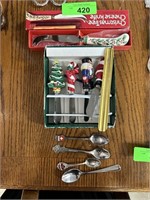 LOT OF MIXED UTENSILS ROLEX / TONGS MORE