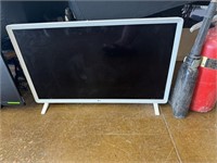 LG TV ( NO SHIPPING )