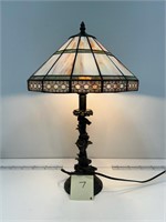 Tiffany Style stained glass lamp WORKS