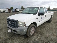 2006 Ford F250 Extra Cab Pickup Truck