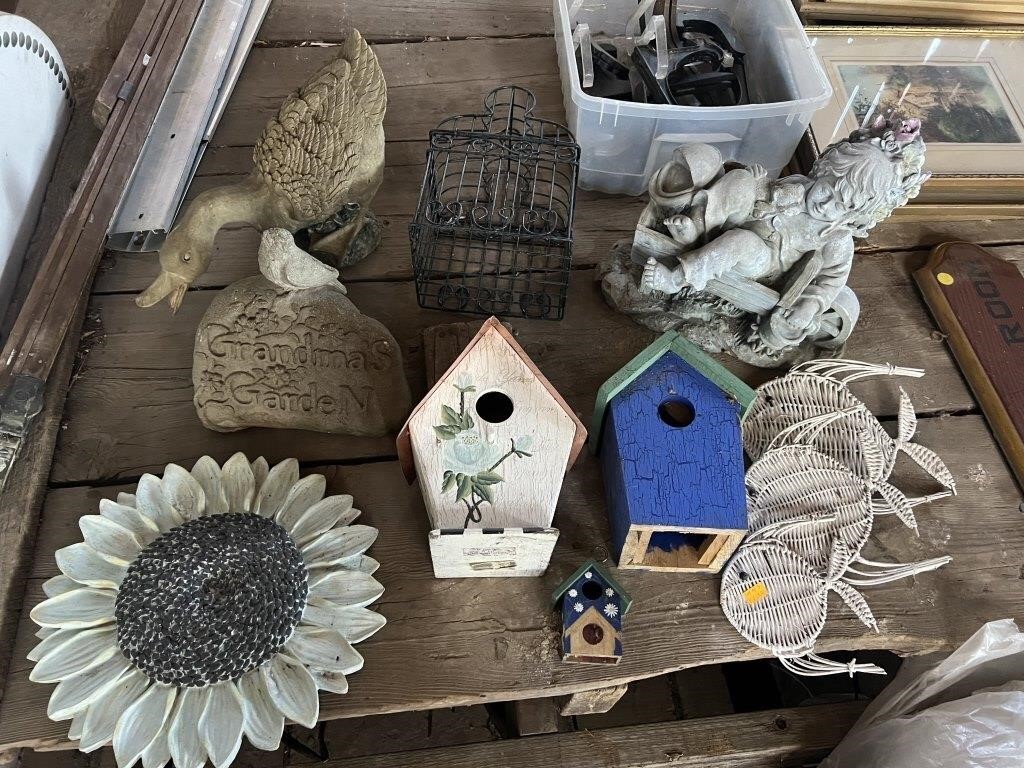 Outdoor Decorations, Birdhouses, etc.