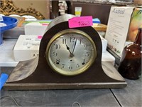 VTG SETH THOMAS MANTEL CLOCK