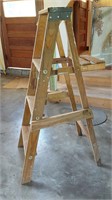 4ft ladder - see desc