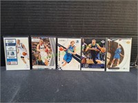 (5) Dirk Nowitzki Basketball Trading Cards