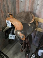 Tahoe Synthetic Western Basketweave saddle w/