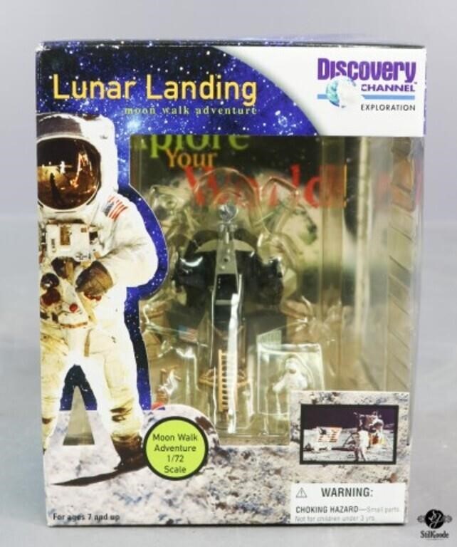 Discovery Channel Lunar Landing Set / NIP