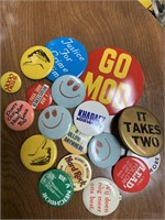 LOT OF MISC NOVELTY PIN-BACK BUTTONS