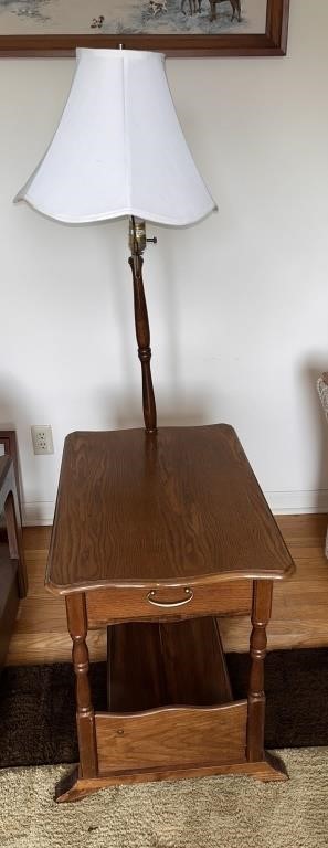 Vintage MCM Side Table w/ Lamp