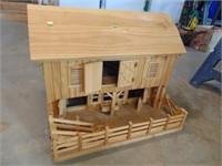 Wooden bank barn w animals