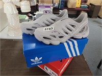ADIDAS SHOES, NEW, SIZE 9