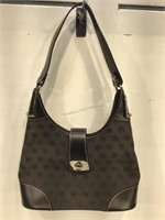 Dooney & Bourke Black purse, approx 12 inches
