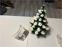 Ceramic Christmas Tree (crack)
