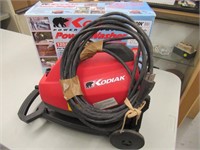 KODIAK POWER WASHER- 1200 PSI